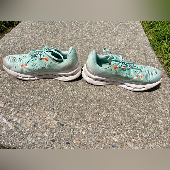 SOLD On Cloudsurfer Road Running Shoes - Picture 6 of 6